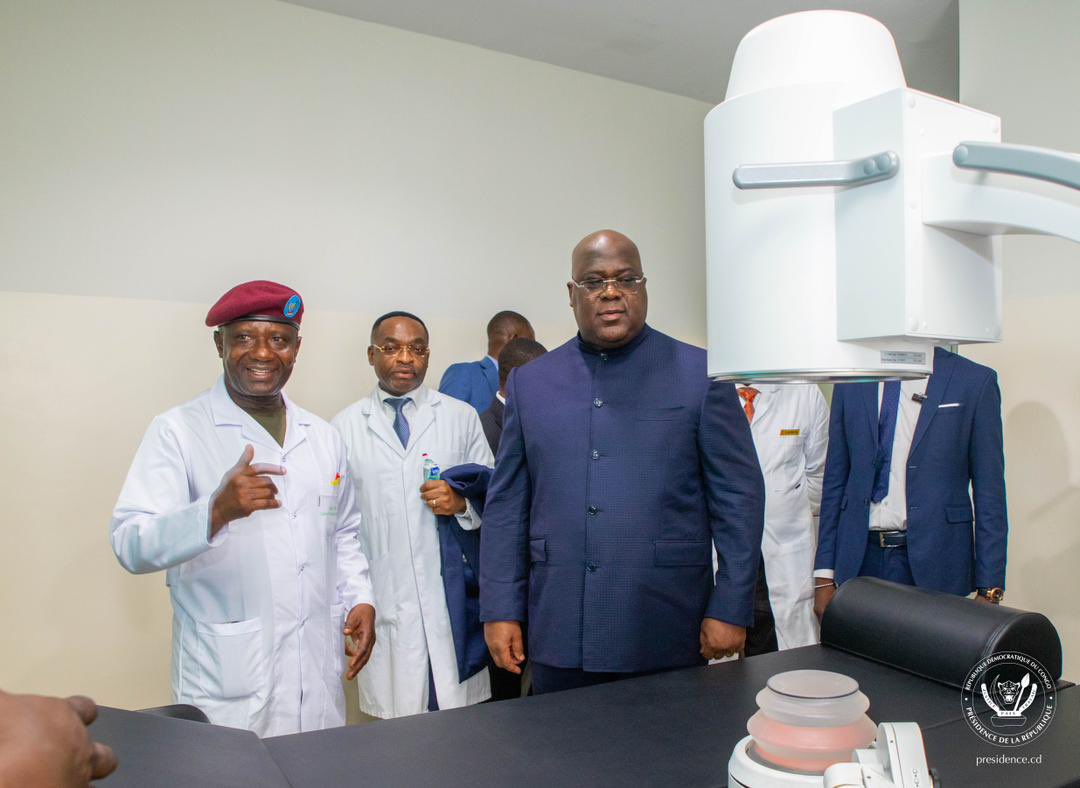 #RDC 08.04.2023|#Kinshasa
Le Chef de l’État, Félix Antoine Tshisekedi a inauguré, ce samedi, le Centre Hospitalier ultramoderne du Camp Tshatshi, destiné aux éléments de la Garde Républicaine, à leurs dépendants ainsi qu’aux populations riveraines souhaitant s’y faire soigner.