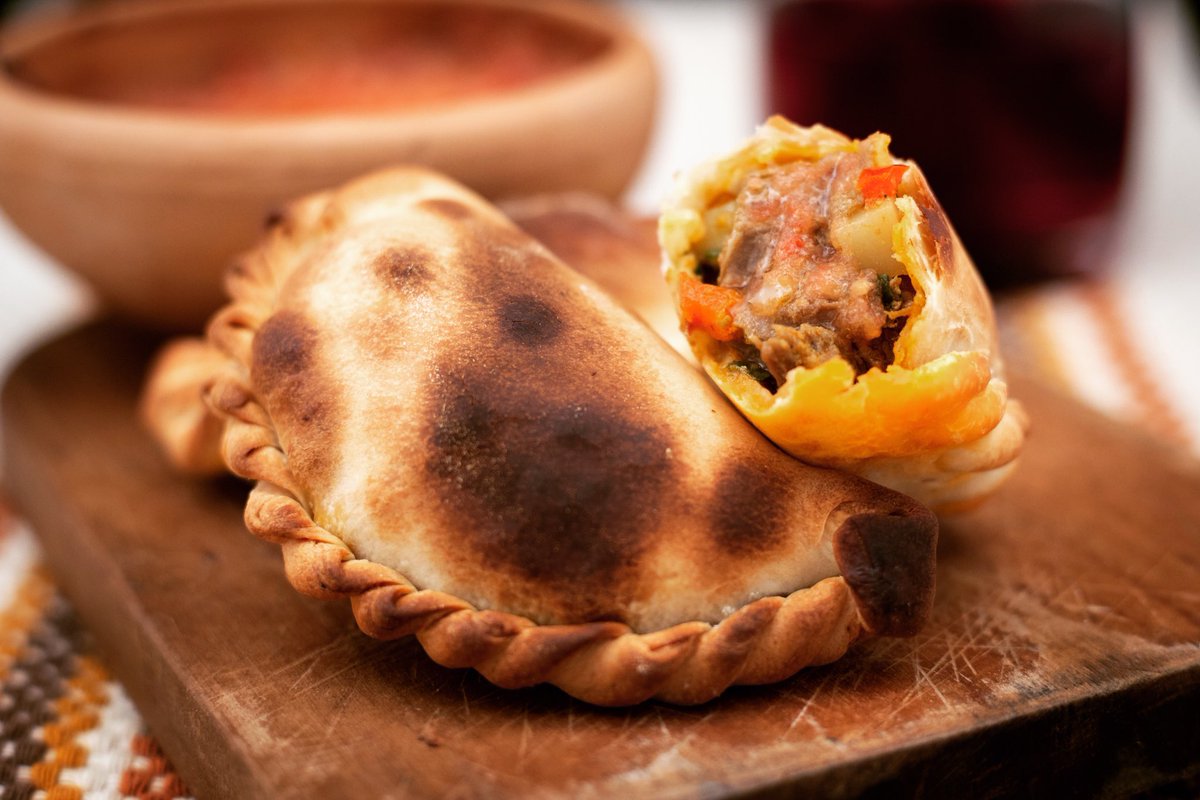 🗓️ 8 de Abril - “Dia Internacional de la Empanada” 🥟🥰