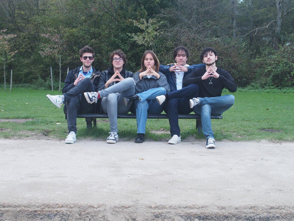 SPOD bestaat 35 jaar. Dus is het tijd voor een feestje. Met Craccat &amp; Guano. Geen tribune, maar gezellige zitjes en ruimte om te dansen.
8 april 20.30, tickets € 5, kassa open om 19.45.