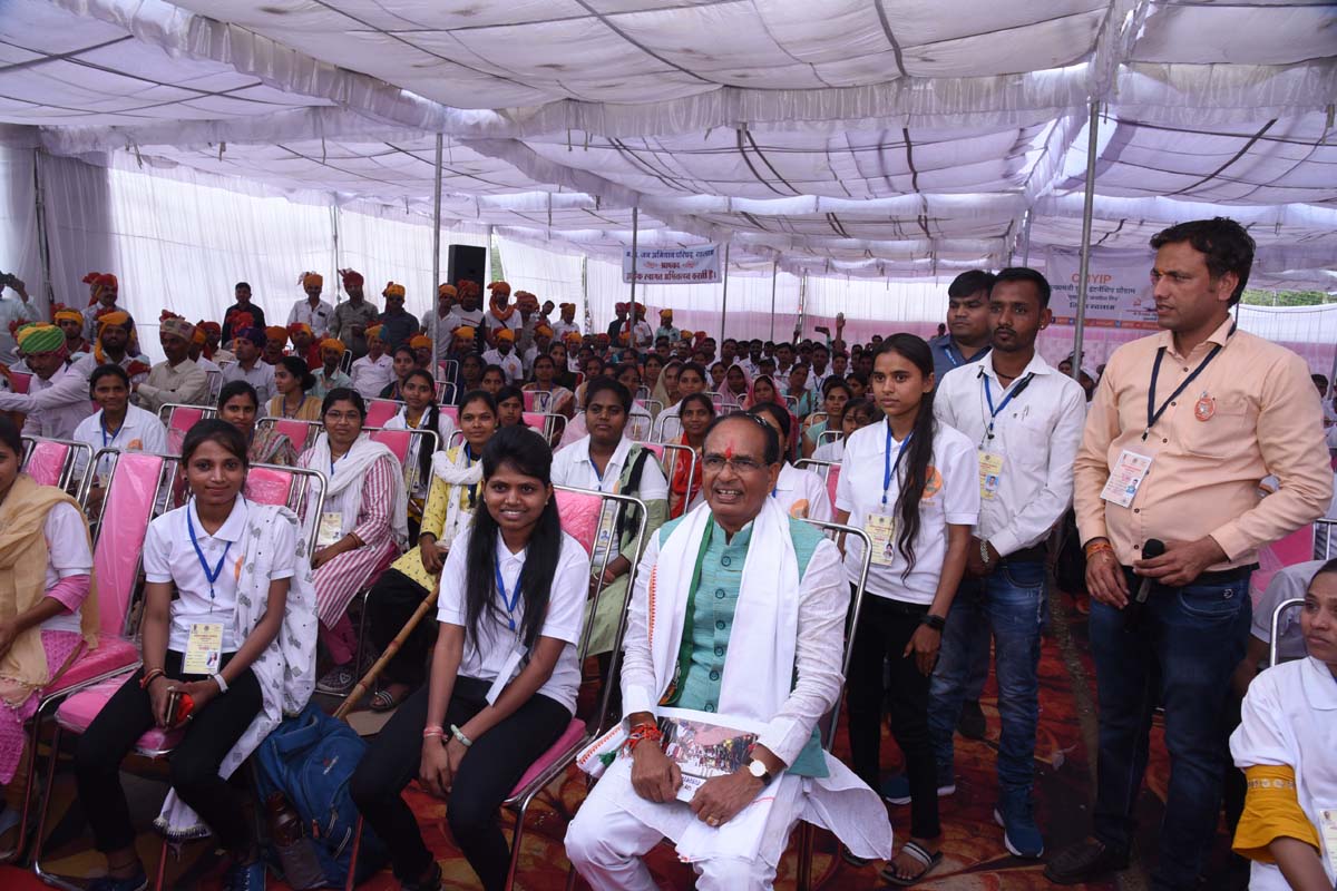 Collector Ratlam tweet media