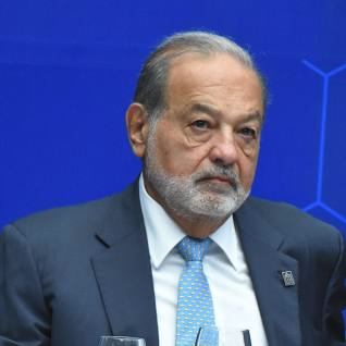 Falla servicio de voz e internet de <a href="/Telmex/">Teléfonos de México</a> al norte de la ciudad en Querétaro... Se hace el reporte vía 800 123 2222 y se indica la típica respuesta 'el fallo es general en su zona'. La desgracia no es más llevadera cuando afecta a un número importante de personas #CarlosSlim