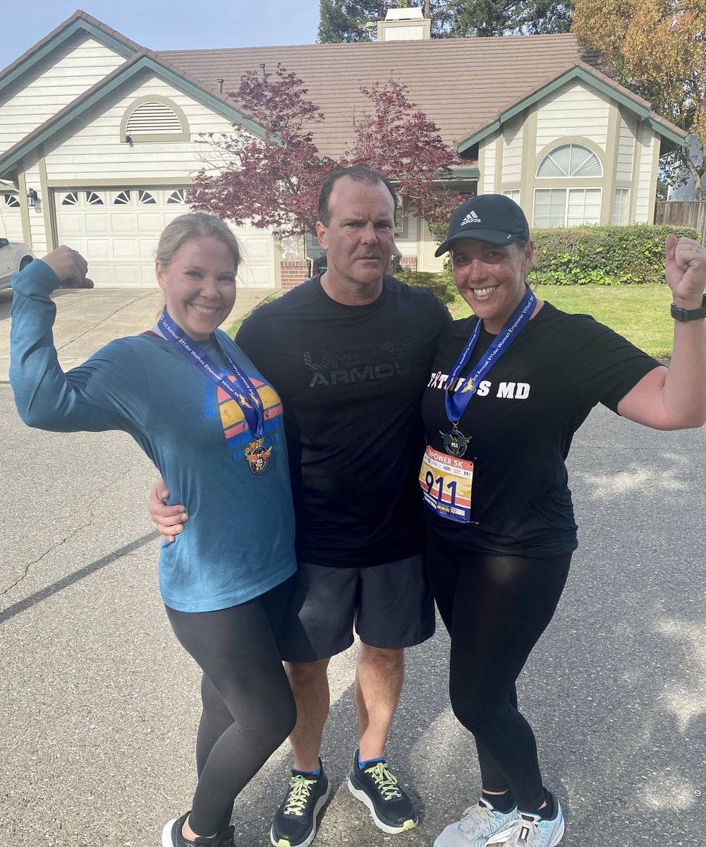 ChelaCottrell's tweet image. 3rd Annual 911der 5K in the books! My love for the profession overcame my fear of the challenge. #911derWoman #Empower5k
