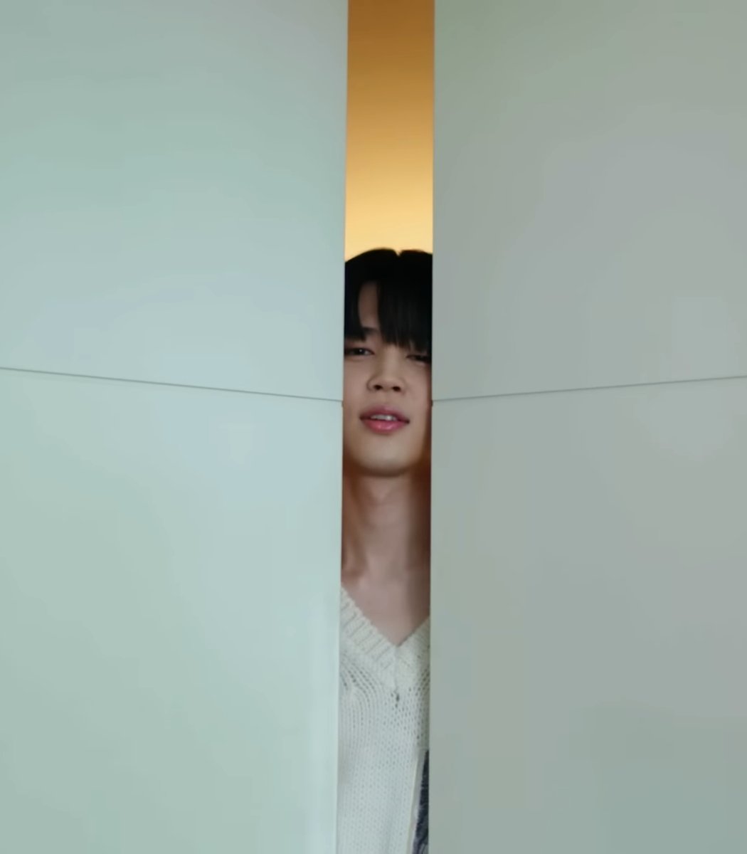 weejimin's tweet photo. typical jimin move https://t.co/ID1ZziPLY3
