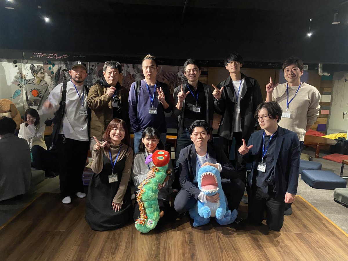 tkwfunkypop's tweet photo. 俺本当に #LINEマーケ大学 のオフ会99%の参加率で全国どこでも行ってます笑

今日も日帰りで小野ちゃんと大阪まで行ってきました☀️

お久しぶりだったのでBOSSのいぶきさん( @LINEmarketeribu )と写真撮ったら2人ともめちゃ眠そうな顔してるのでスタンプしました笑

最初塩対応されて割と本気で心折れそうになりました笑

死ぬほど疲れるけど毎回楽しくて最高です🔥
ありがとうございます😊
