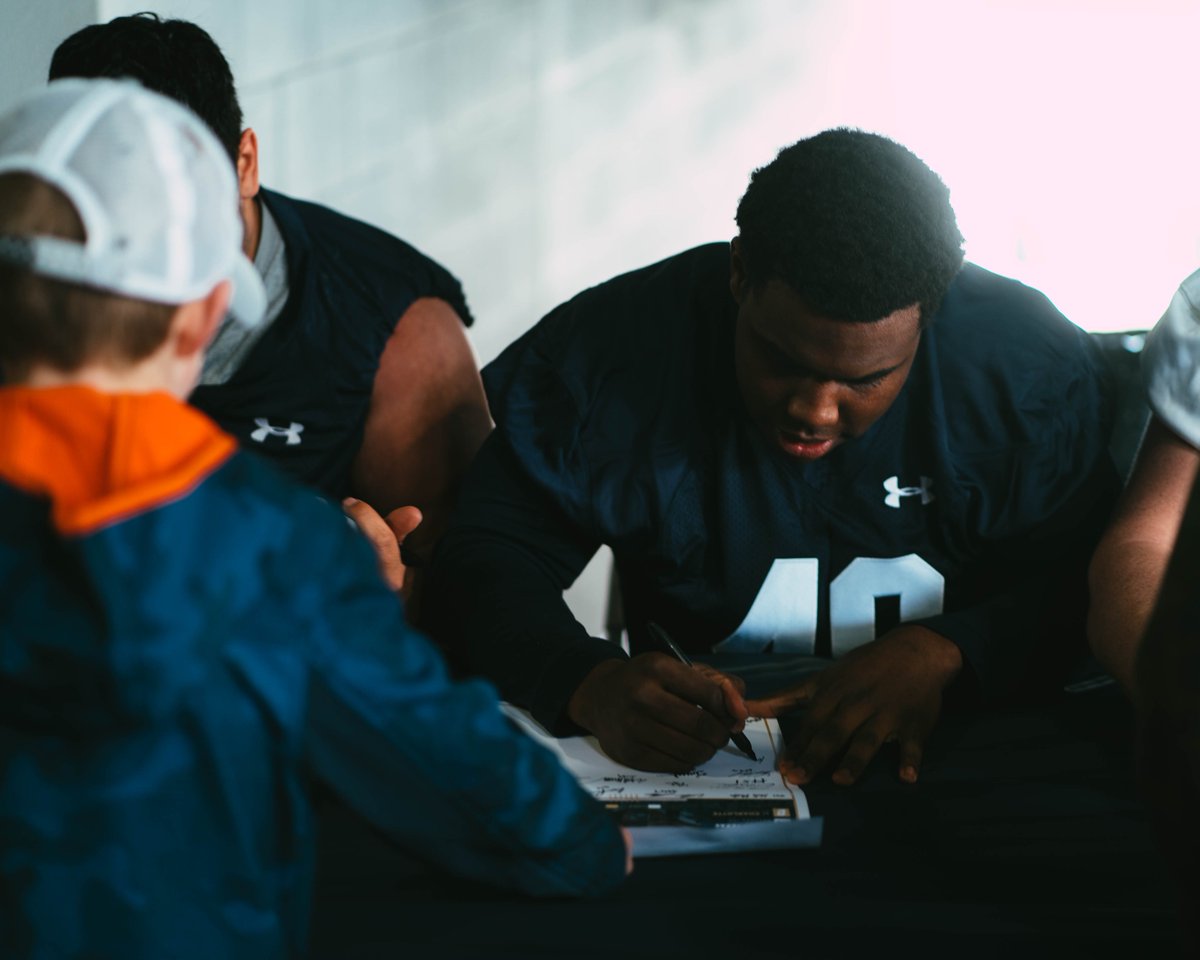 Navy Football tweet media