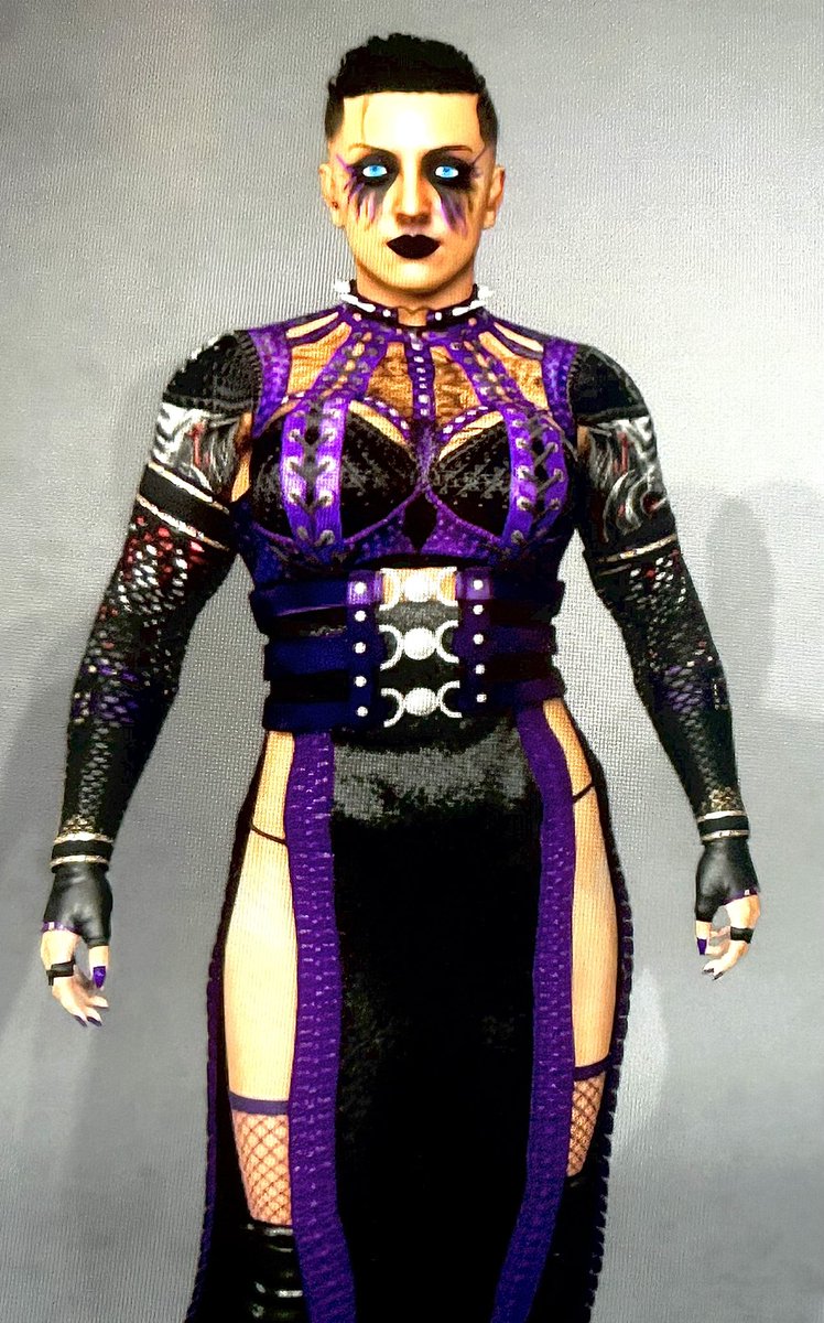 Ashley Storm. Has officially signed with XWF!!!!!