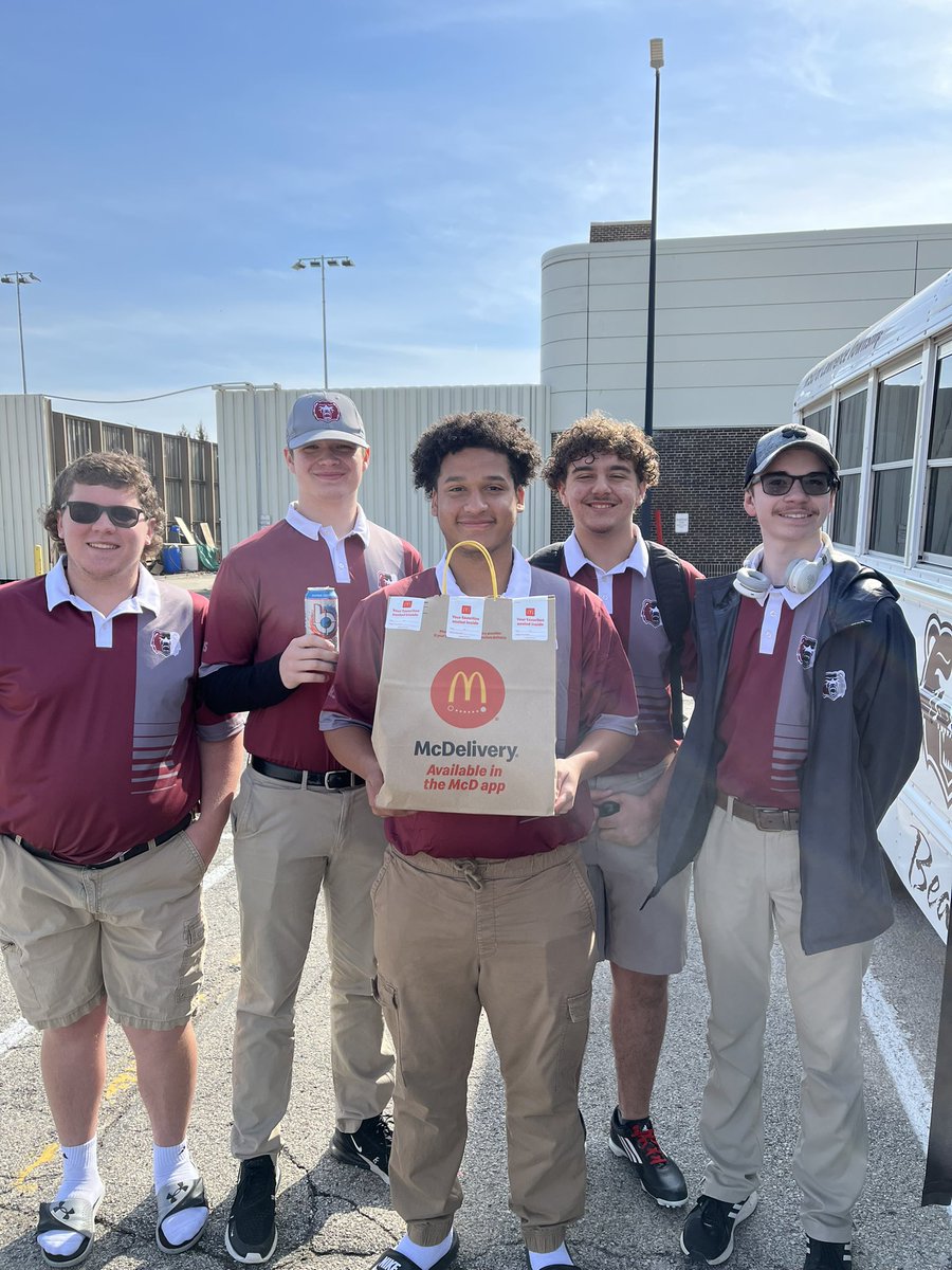 LCBears_BGolf's tweet photo. On to our first tournament of the year! GO BEARS!!!!!! https://t.co/vylQUfwazH