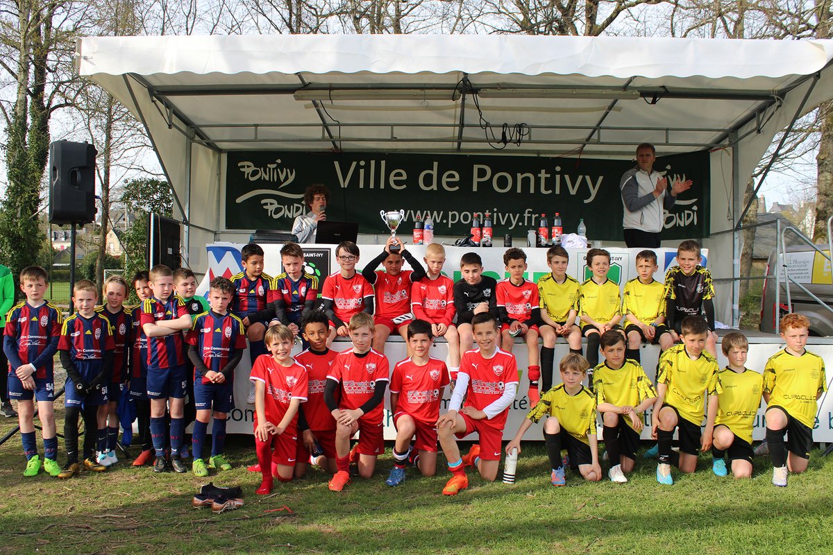 🏆 Fin du tournoi qualificatif de la Pondi Cup 2023 ! 

🥇 AS Ménimur
🥈 FC Rostrenen
🥉 BO Questembert

Félicitations aux 3 équipes qui seront présentes pour le tournoi régional de demain ! ✅