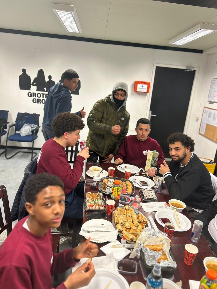 Iftar afgelopen week op de locatie in de #HogeVucht #Jeugd #GBGZ