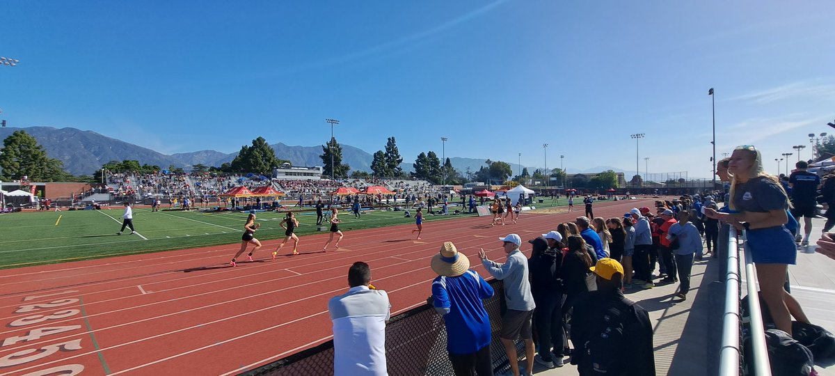 CoachButler25's tweet photo. Day 2 at @Arcadia_Invite @whitney__TF ready to break more school records! #WhitneyTrackAndField #WhitneySprinters #WhitneyDistance #WhitneyJumpSquad #WhitneyJumpers #WHSUnleashed https://t.co/6uVwRjJZiv