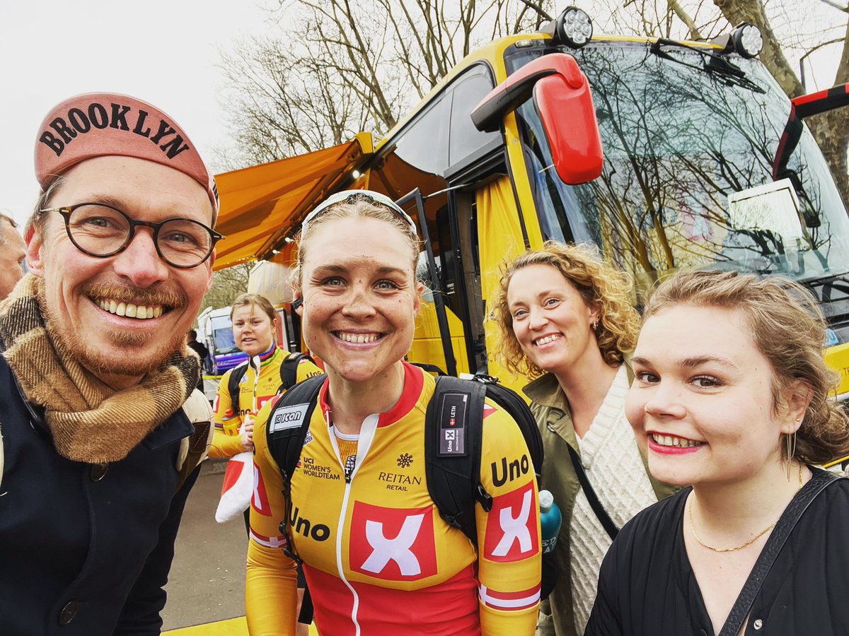 epic race by <a href="/JulieLeth8/">Julie Norman Leth</a> 🇩🇰✊ #ParisRoubaixFemmes #cyclinglove