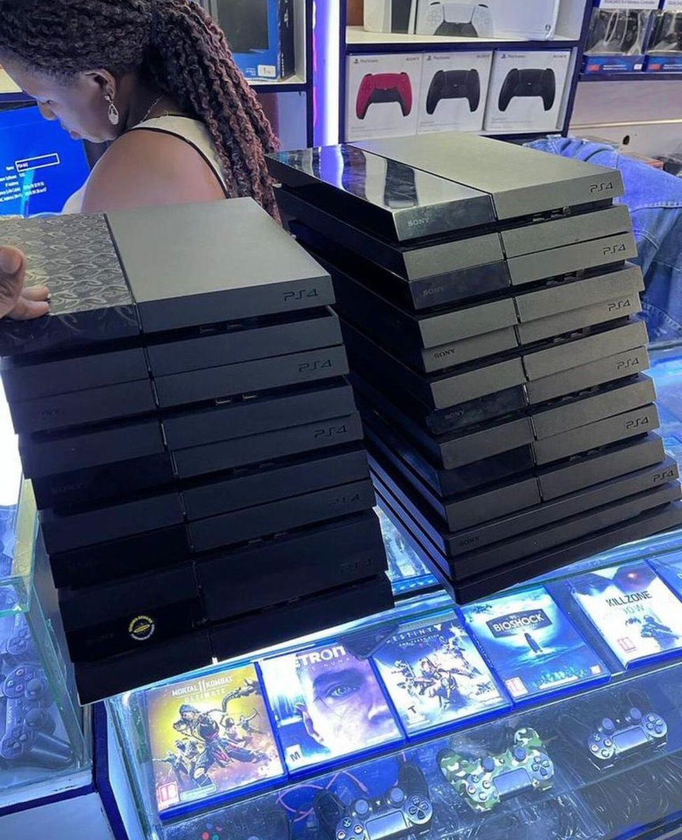 BetAliUg's tweet photo. Take Advantage of the 20% Discount On All Gadgets like Samsung S23 Ultra -3.9M or PS4 -850K All Made Possible With @zero_to_one_ug Located at Ivory Plaza G-7 jus WhatsApp:+256 752 044500 or  https://t.co/hcI0VdqG0j its a #Zero2OnePhones thing https://t.co/3JvtGry8k3