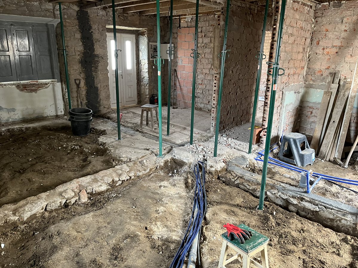 Fucking floor. Gonna need a bigger hammer.