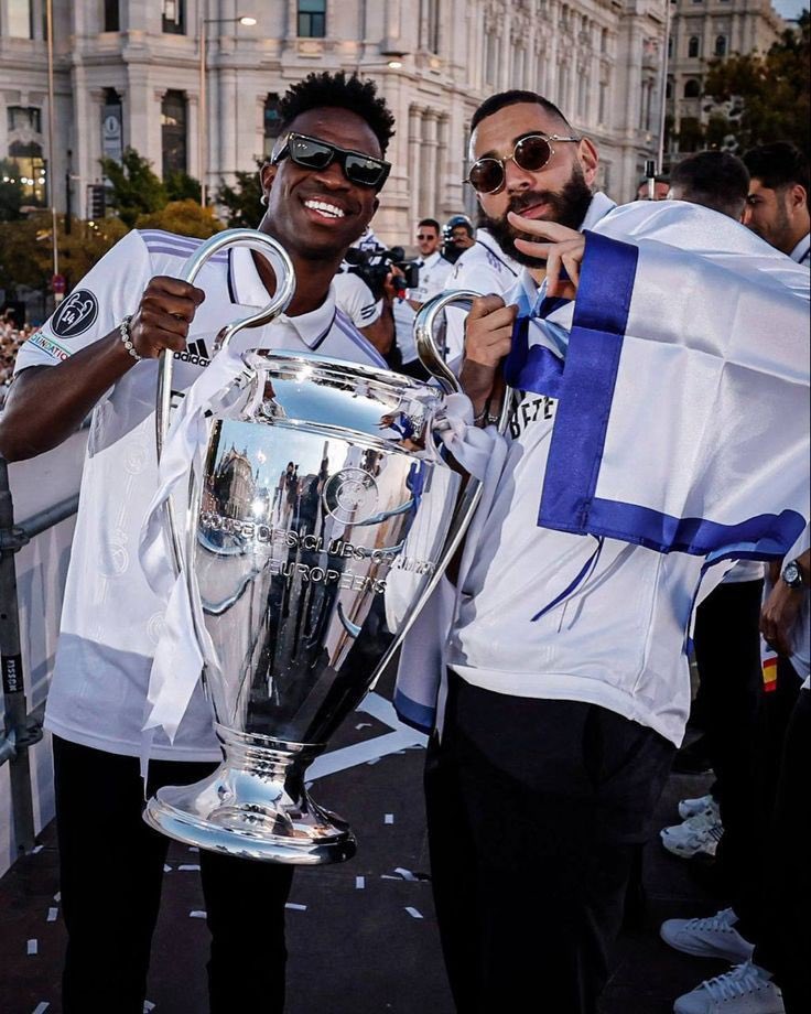 bhxri_'s tweet photo. At this rate Madrid can play their B team against Chelsea and are still gonna win🤣🤣🤣 https://t.co/UzLrOOP3jt