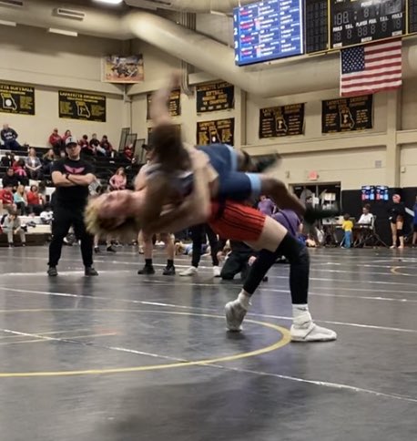 FZSwrestling's tweet photo. Zack Tihen with this big 5 pt throw on his way to a first place finish at the Dig Deep Freestyle tournament at Lafayette! https://t.co/AVlPoXpLuH