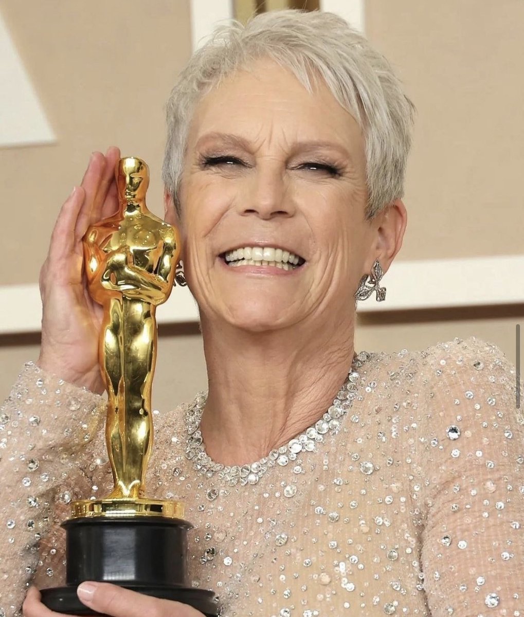 She_Curly_Nft tweet media