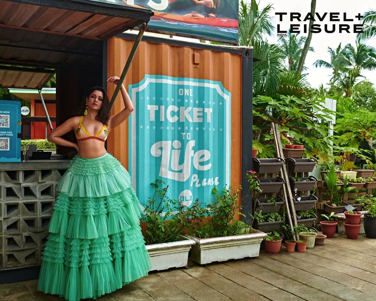 Suriya_Speaks's tweet image. Rings: Anatina (@shopanatina), Golden Window jewellery (@goldenwindow), Bling Sutra (@blingsutra), Gaïa Tree (@gaiatreelabel)
Artist reputation management : Raindrop Media (@MediaRaindrop )
Location:  Singapore (@Sentosa_Island) 

#TlIndia  #Sentosa #TamannaahBhatia