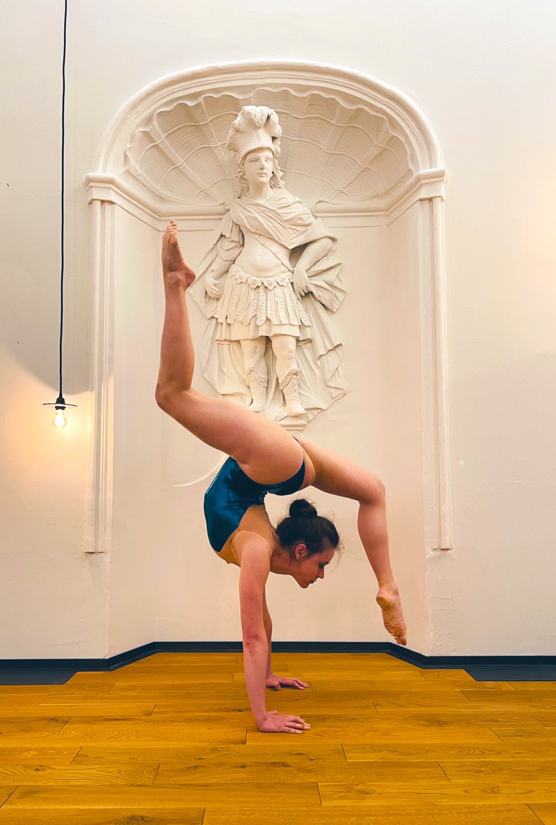 sofia_marty_1's tweet image. Feeling sexy, hot &amp;amp; flexy🔥
found.ee/Flexy

#sofiamartynova #flexy #singer #songwriter #musicartist #dancemusic #flexible #flexibility #fitness #FitnessMotivation #FitnessGoals #fitnessgirl #fitgirl #swiss #switzerland #showgirl #performer