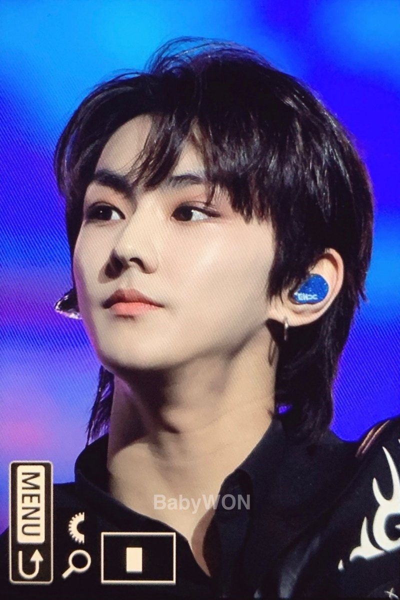 babywon0209's tweet photo. 230408 MusicBankParis
#정원 #JUNGWON
#엔하이픈 #ENHYPEN https://t.co/cfVzWja8R5