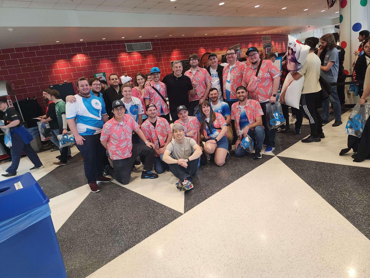 ImTomJackson's tweet photo. @C9Stratus out in force in Rayleigh! https://t.co/C6NUruvbjx