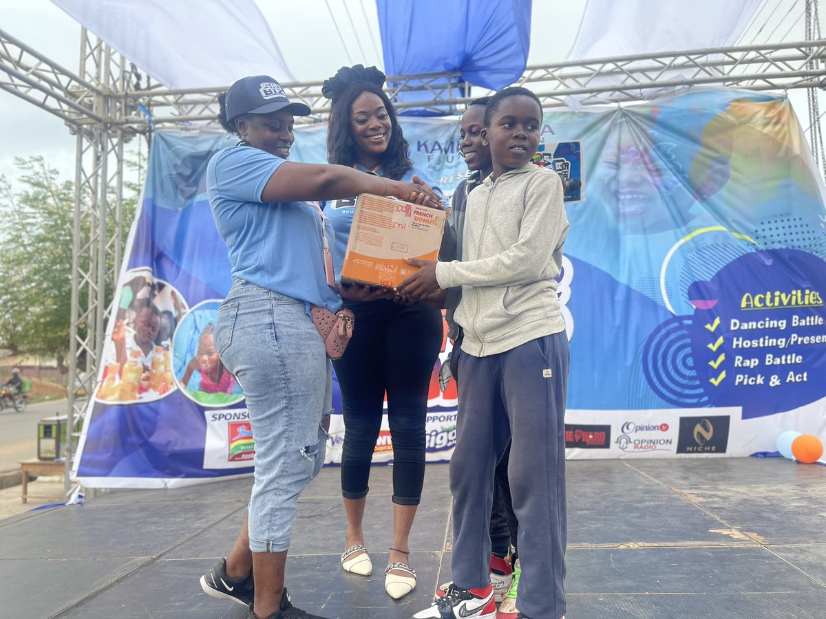 shobiztv's tweet image. PHOTOS: Best dancers from the #Easterforkids party received packages from @IndomieGhana and Mcberry’s