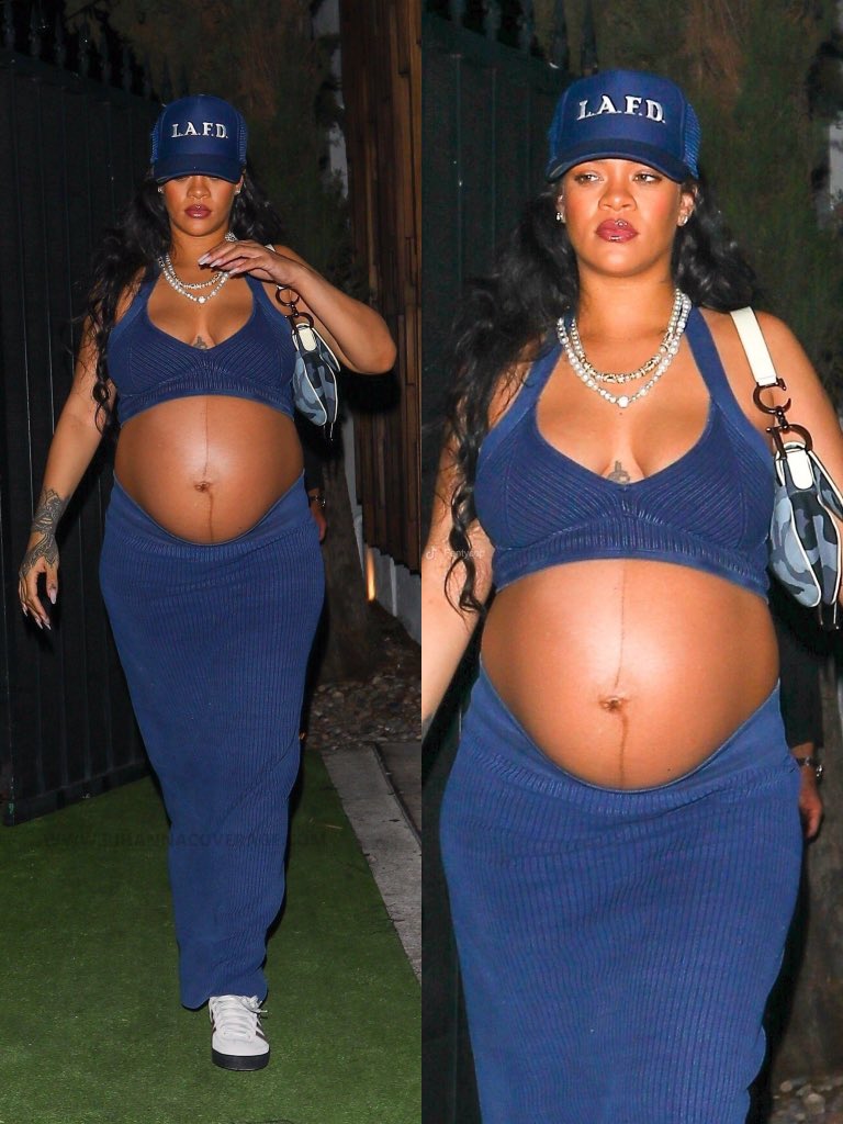 oh Rihanna is absolutely gorgeous