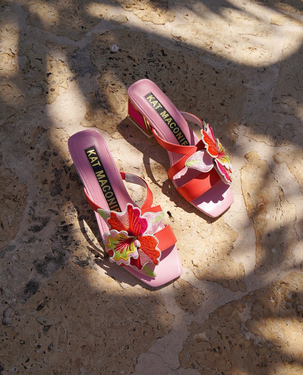 This season ‘florals for spring’ takes on a whole new meaning with our 3D embroidered orchids in rich tropical hues 🌸⁠
⁠
Shop EVE, our all day mid here: bit.ly/KMNEWARRIVALS