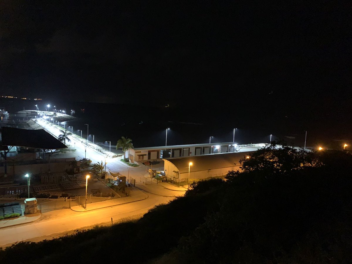 gobersantaelena's tweet photo. #Salinas | El MSc. José Álava Gobernador de la provincia de Santa Elena visito Puerto Pesquero Artesanal de Anconcito, para constatar los trabajos de reparación y mantenimiento con una inversión de $ 573.744,76 del Gobierno del Ecuador, en la actualidad esta obra avanza en 85%. https://t.co/9ryjRLr4TP
