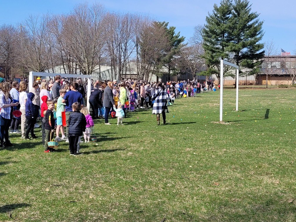 RockfordFire's tweet photo. 🐶 🐰 Sparky enjoyed giving tours of the fire engine, meeting the Easter bunny and watching the kids enjoy the Oxford Park Easter Egg Hunt.  Sparky also wishes everyone a safe Easter weekend! https://t.co/0WO7GLPavZ