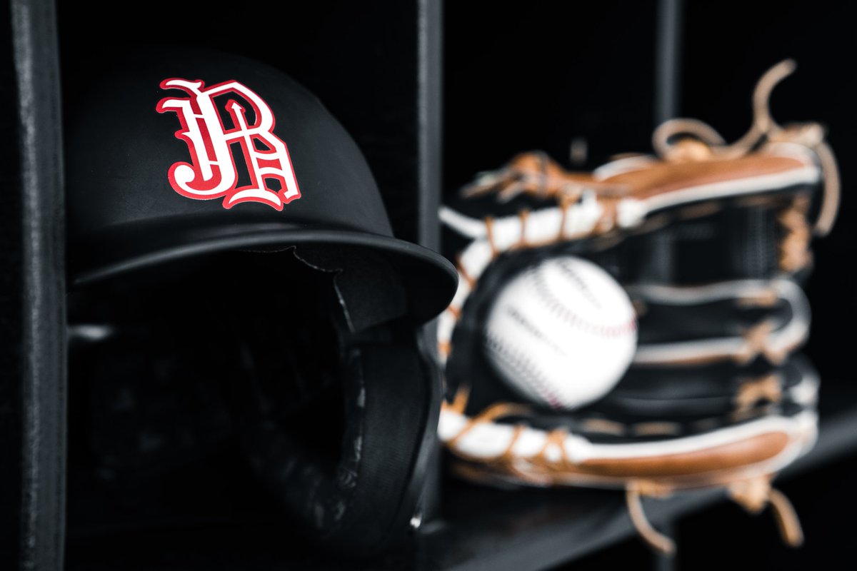 Catch me and @JBronchoBall outside today at 3, how bout that?!
<a href="/CRThrees/">Clayton Richard</a>