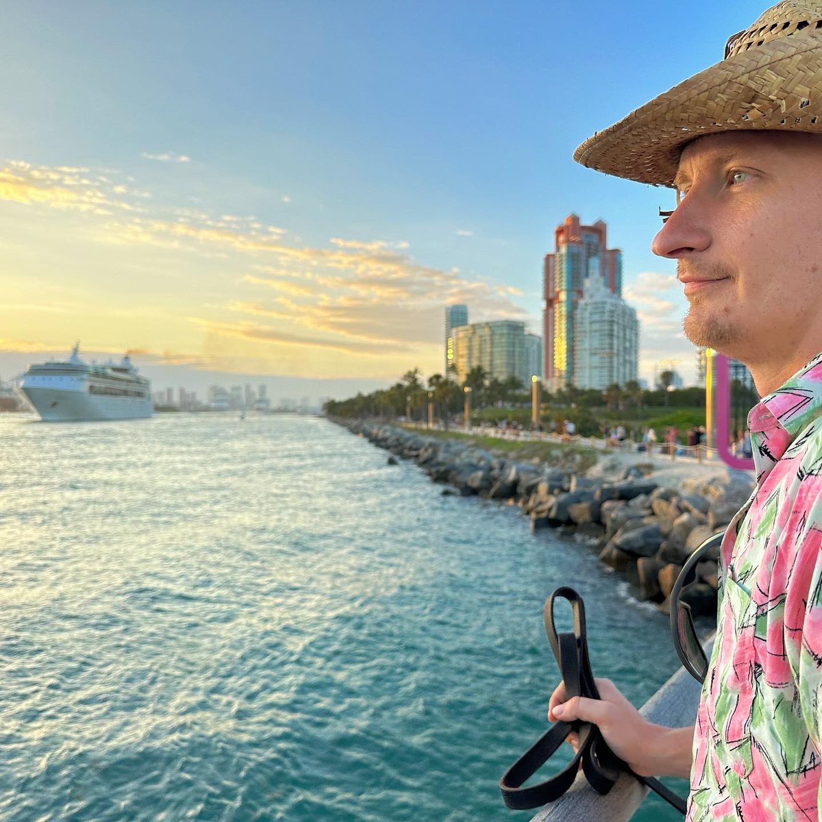 Luke Rudkowski on Twitter: