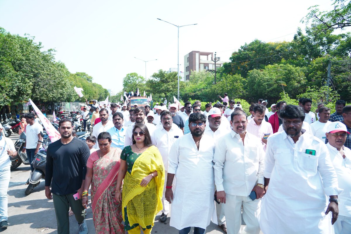 DEDEEPYAG's tweet photo. Organised #RunforJesus program at #Krishnakanth park,#Vengalrao_nagar_division99 on the occasion of #Easter..@KTRBRS @magantigopimla @GadwalvijayaTRS https://t.co/XLLxaLicdS