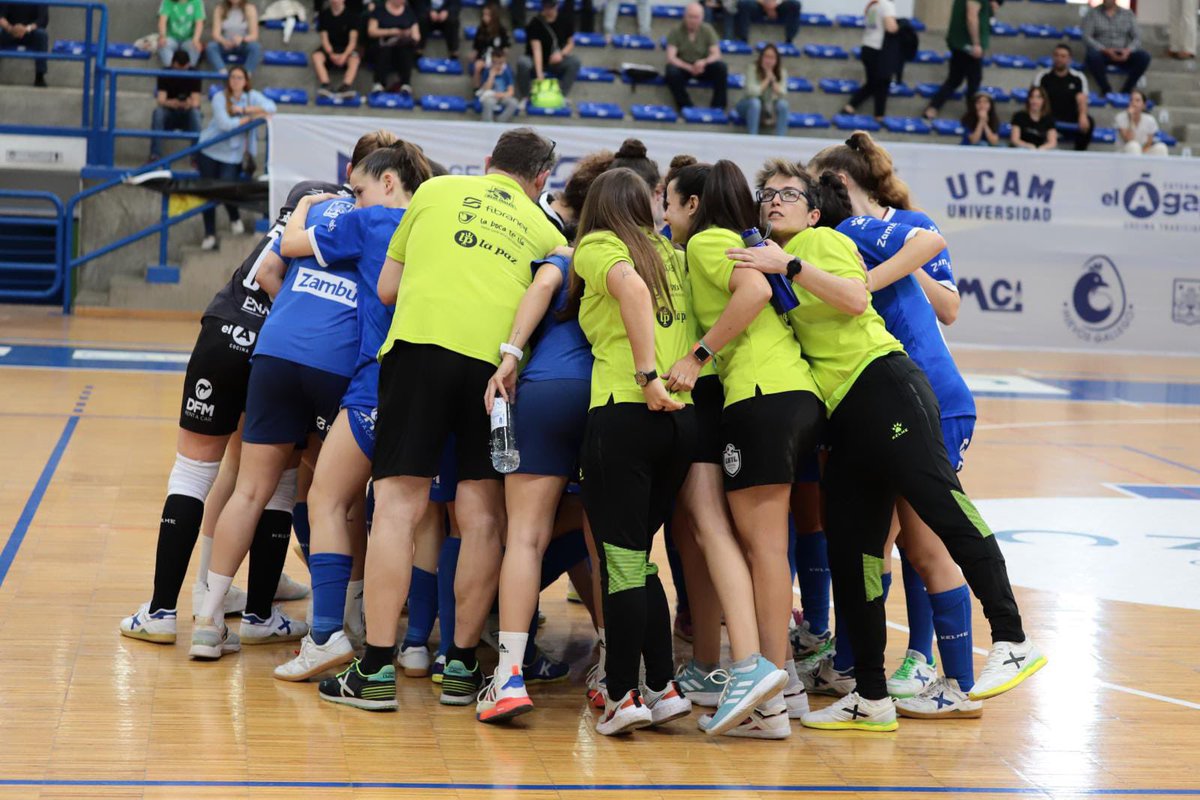 [23ªJornada 1ªDivisión]

La Boca Te Lía Futsal Alcantarilla 3
@OUenvialiaFSF 3

Partido igualado con un punto para cada equipo…gran trabajo equipo🙌🏽

Somos La Boca Te Lia Futsal Alcantarilla💪🏾🔵⚽️

#blueeagles #furiaazul #mareaazul #universomujer