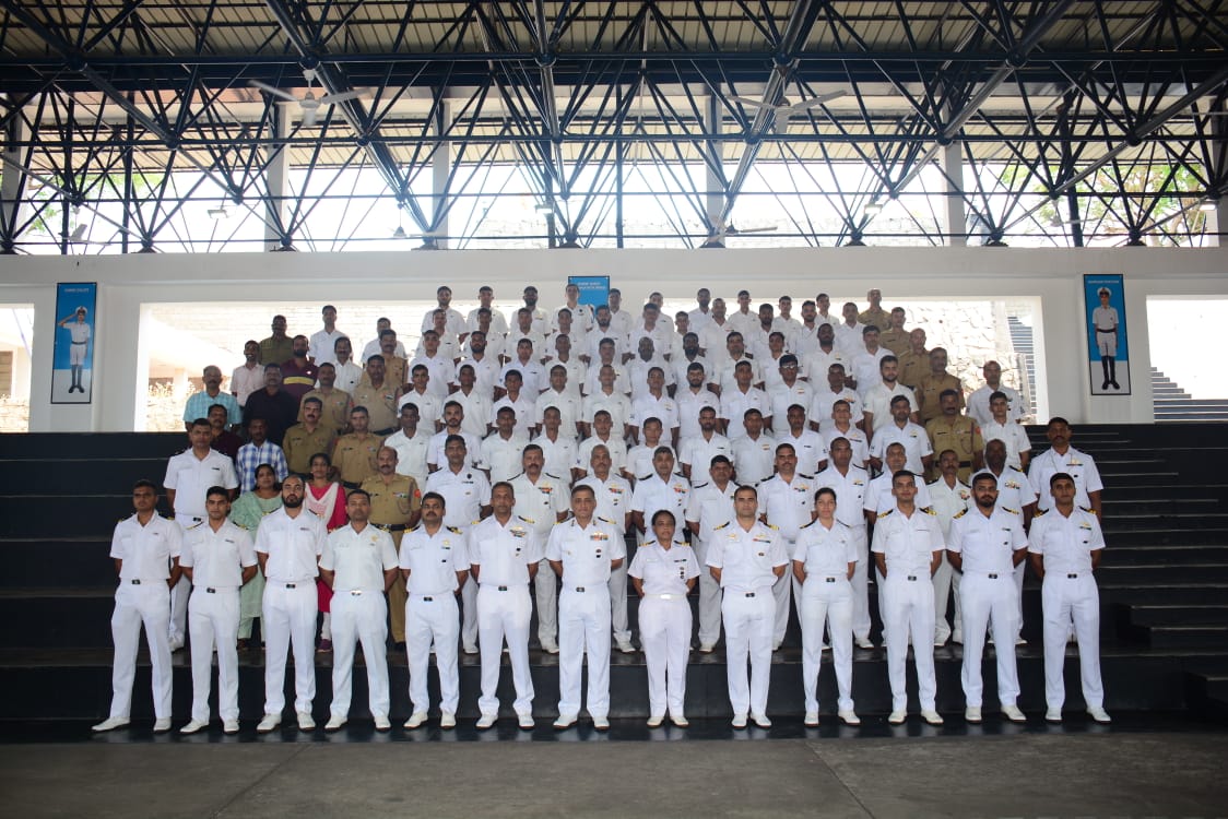 IN_NavalAcademy's tweet photo. #HarKaamDeshKeNaam INS Zamorin, Base Depot Ship, St'n Ezhimala celebrated its 18th Anniversary on 06 Apr. Customary cake cutting by Commanding Officer &amp; Barakhana with Station personnel conducted. Commandant #INA addressed the gathering &amp; appreciated unwavering support.@IN_HQSNC https://t.co/QwYXMpcrh0