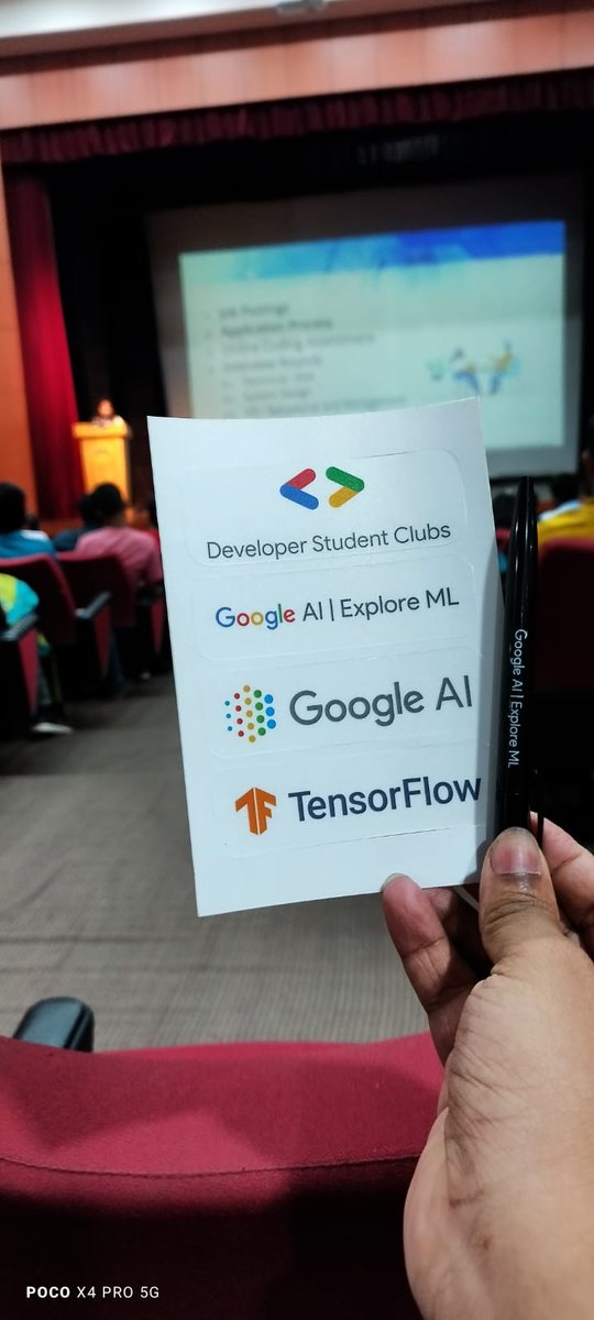 iamuchihax's tweet image. Today attended the epic #SessionZero event and still in coding-high! 🚀 Shoutout to @gdscheritageit for the awesome swag! Thanks to @HaqueShaima , @SubhranilRaha , @its_ayush_07 , @suniti0804 , @AmitKewot , @RajdeepS019 for the amazing event! 🎉🤘 #GoogleDeveloperStudentClub"