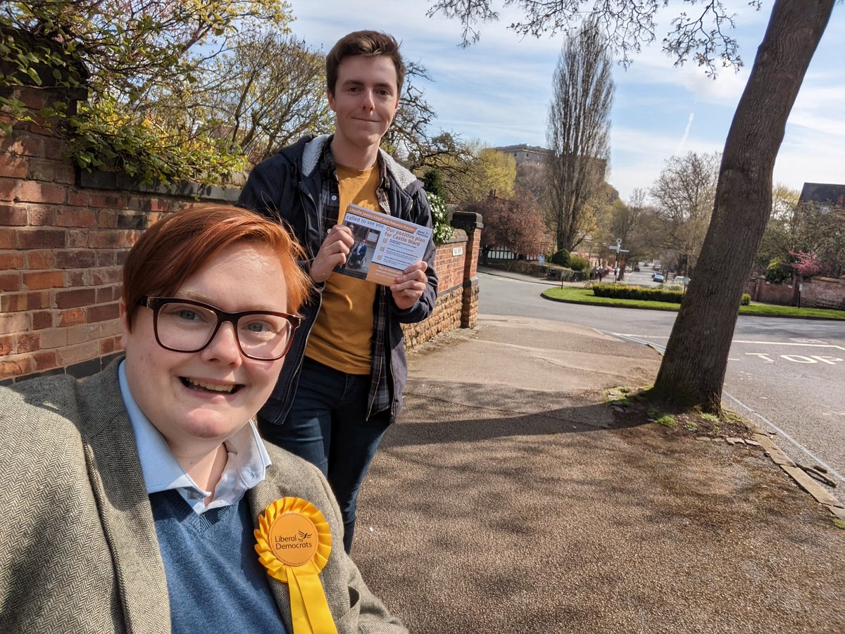 Great to have spent the day out on the campaign trail with Cllr Nathan Hunt, thanks so much for coming out to help!

#LibDems