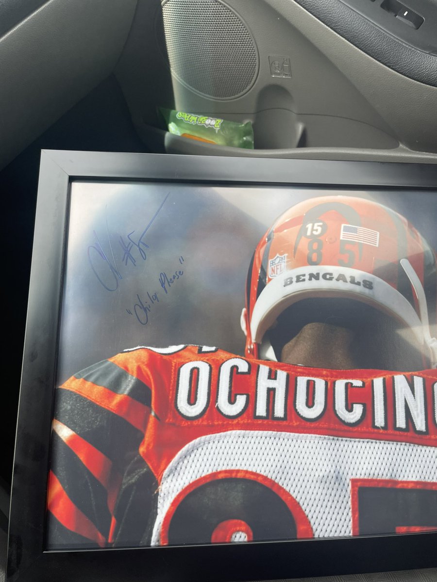 JCampalong03's tweet image. Had the chance of meeting @ochocinco today! #childplease