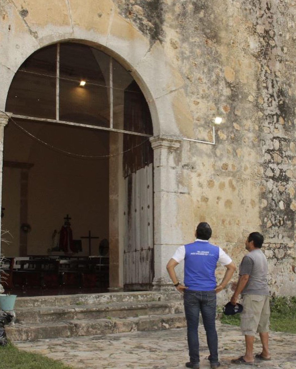 RafaMontalvoMx's tweet photo. Día de trabajo en #Yotholin, iniciaremos en breve con trabajo de urbanización en calles de la comisaria, su campo deportivo, camino sacacosechas. La chamba tambien llega a las comisarias. Seguimos! https://t.co/Vr8zohe3Mj