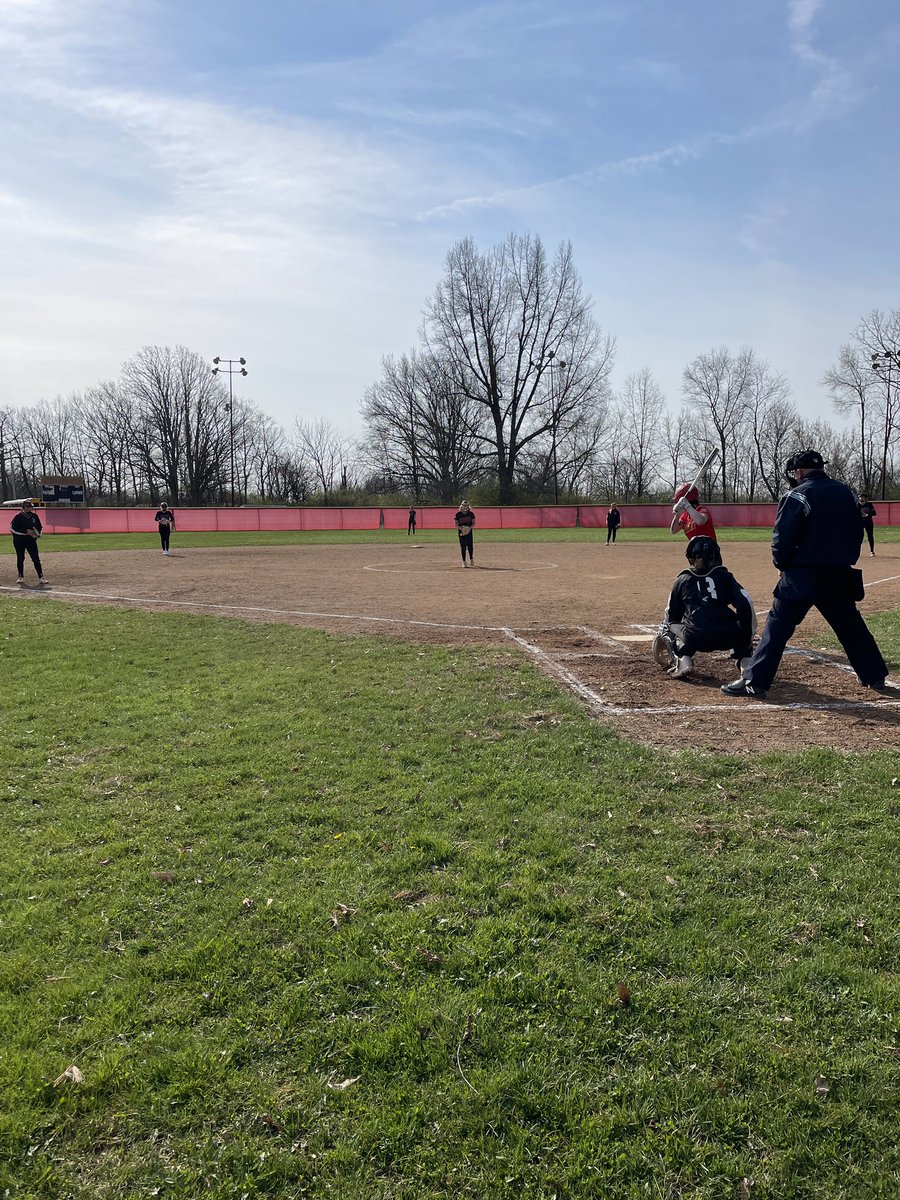 LionsAthletics's tweet photo. #LCSSBALL Lady Lions fall in a twinbill to Wes-Del 15-1, 13-1 https://t.co/iU3PraQxcp