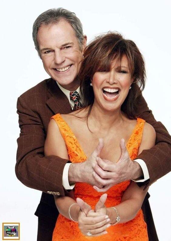 Jos Brink noemde Sandra zijn “kroepoekje”  en niemand die zich er druk om maakte… En Jos was homo, nooit voor iemand een probleem. Mooie tijden toen