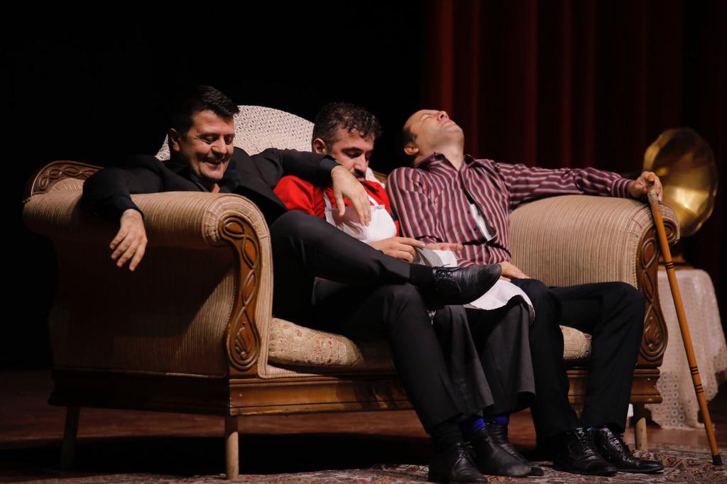 📌CİMRİ 

📆 13 Nisan Perşembe 
🕢 21.00
📍 Yenisahne 
☎️0545 234 04 66

Biletler Biletix'te ⬇️⬇️⬇️
biletix.com/performance/2G…

<a href="/yakup_selimogl/">Yakup Selimoğlu</a> <a href="/erdal1kaya/">erdal kaya</a> <a href="/muratkurhan89/">murat kurhan</a> <a href="/mamogiyan/">kenan demir</a> <a href="/serdomani/">serdar biçimli</a> <a href="/gulistanshn/">Gulistan Şahin</a> <a href="/memetsevilgenn/">Mehmet</a> 
#cimri #yenisahne #batmanyenisahne