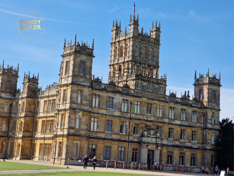 RealMrsAFrench's tweet image. Today was bucket list kind of day! 

We spent the day at Highclere Castle! If you are a fan of Downton Abbey, you might recognise it. 

Amazing day out with @TheRealAFrench !

#downtonabbey #highclerecastle #filmlocations #BankHoliday #Easter