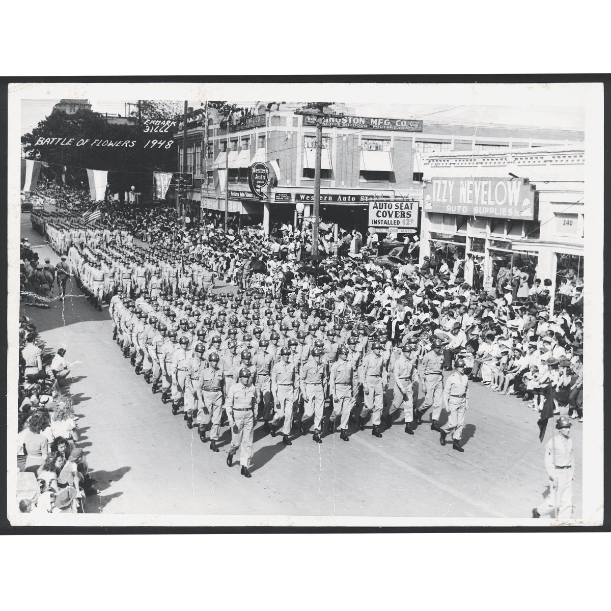 Battle of Flowers, Fiesta, 1948
#FromTheArchives #ArmyMedicineHistory #Fiesta #BattleOfFlowers