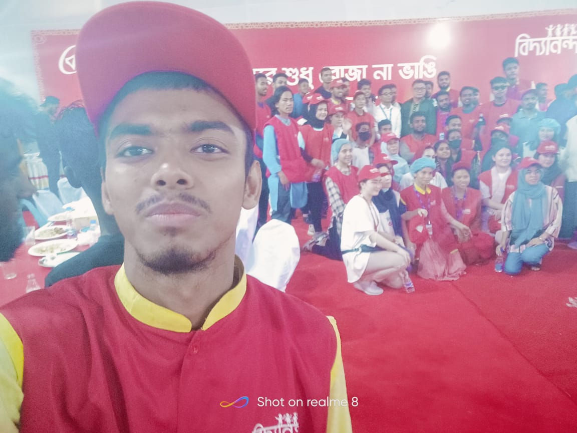 socialsaiful's tweet photo. সেলফি https://t.co/l9wK2ZnsGB