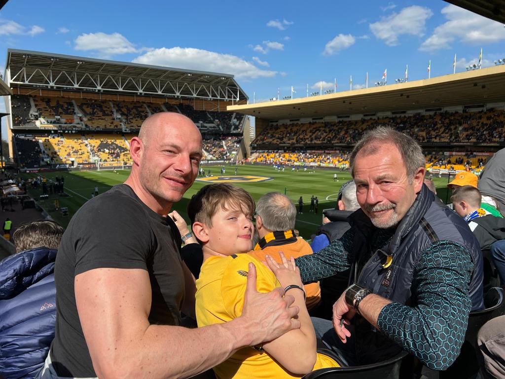 DWardys's tweet photo. Well that was a big result for #Wolves AND the weather 👌🏼#WWFC #WolvChe #WolverhamptonWanderers https://t.co/y3zHggJcPl