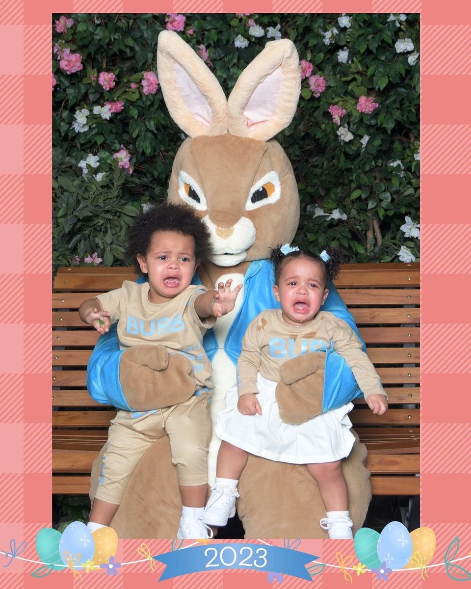 latainawilliams's tweet photo. See how great meeting the bunny went 😭😭😭😭 #easter 🐰💐 https://t.co/s3PDk8not1