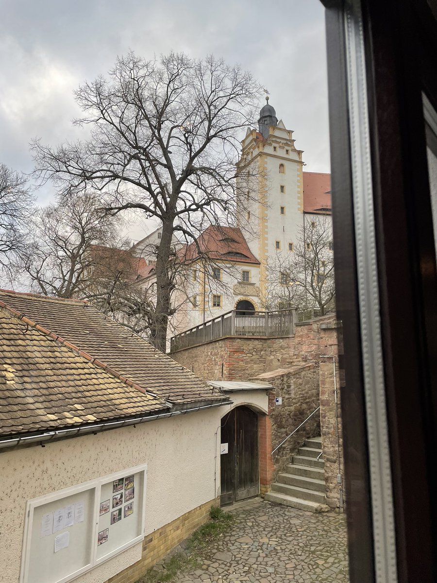 ChooseRowland's tweet photo. Enjoying dinner before the tour tomorrow #colditzcastle https://t.co/k5glq65Xff
