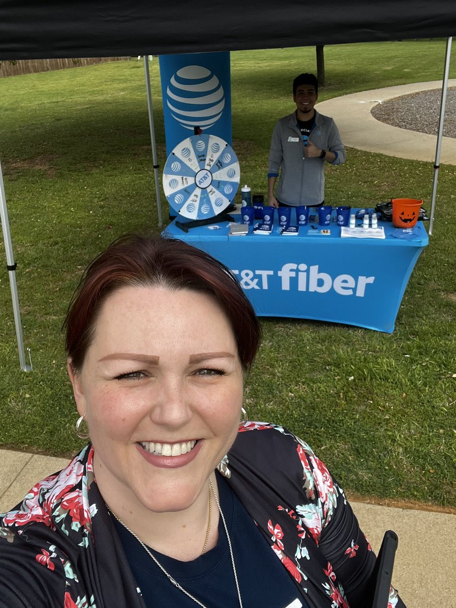 I don’t know about the Easter Bunny but the Watauaga store is coming to this neighborhood with this surprise!! Come get your #ATTFiber!! <a href="/Mike_P_ATT/">Michael Patterson</a> <a href="/ARod000/">Audrey Rodriguez</a> <a href="/Anna_bananana23/">Anna</a>  #LifeAtATT #WataugaWaves