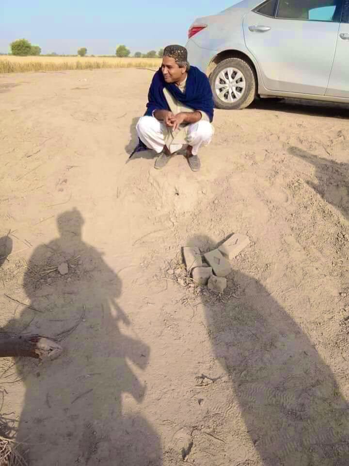 saeedsangri's tweet photo. Last picture of Dr Ajmal near his village Kandhkot, where he was shot dead . He had no fear even killers in front of him, how brave he was, #JusticeForAjmalSawand https://t.co/iSWUr1evcR