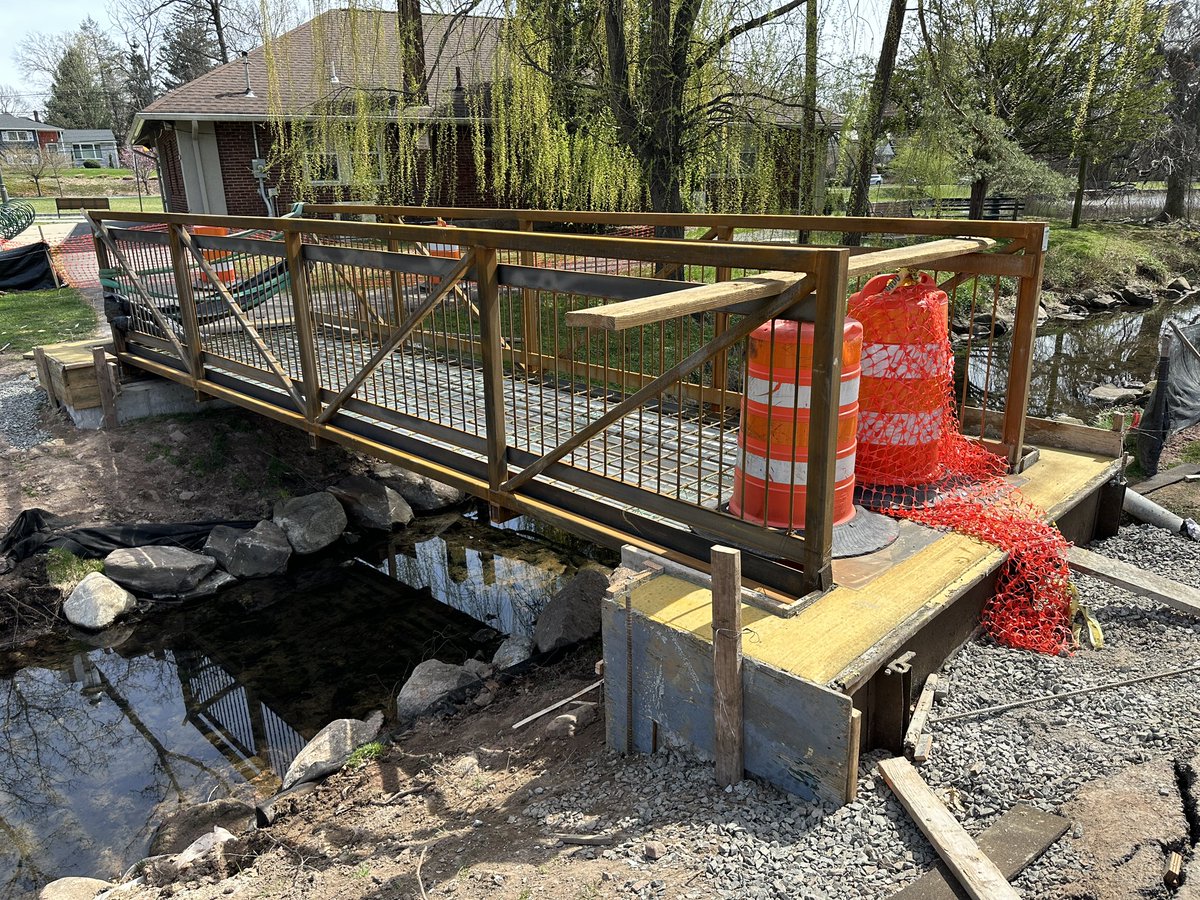 Edgemont Park Bridge tweet media